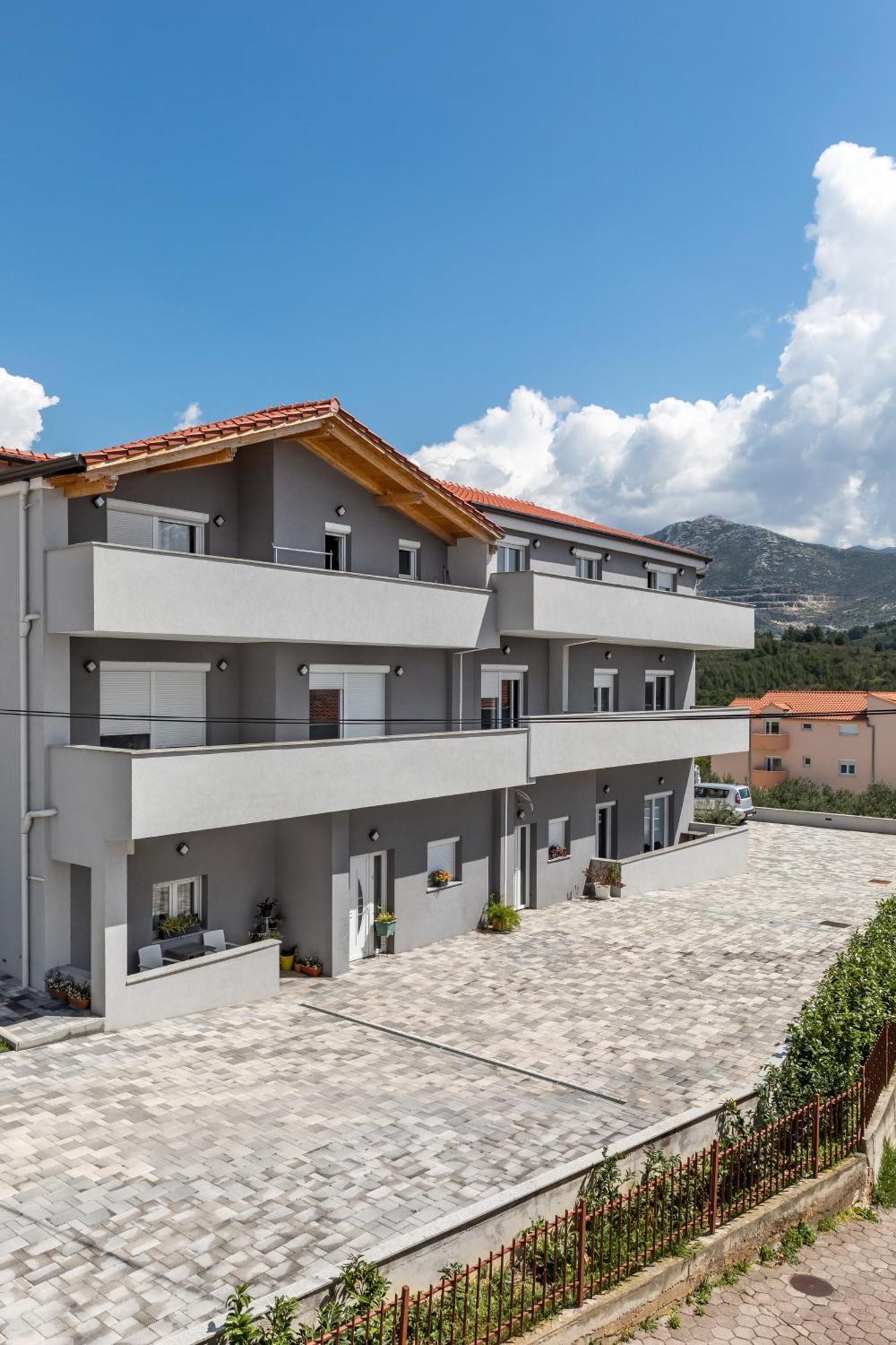 Apartments Villa Salona Sky ห้อง รูปภาพ